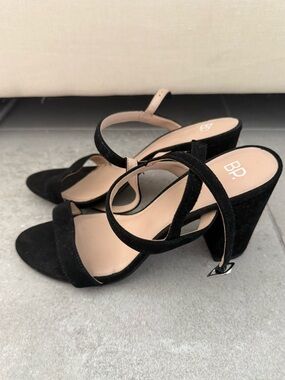 BO Heels